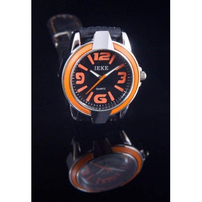 design sporthorloge met rubber band en oranje tinten