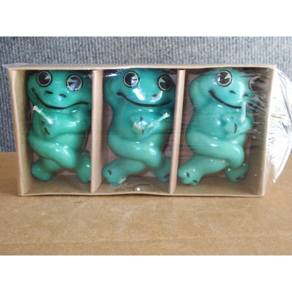 30 stuks drijfkaarsen, model kikker 8 cm groot